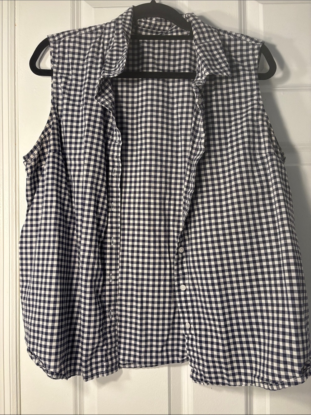 Women’s Stylish Shirt Bundle – 5 Pieces | Size XL | Floral & Trendy Prints - Picture 14 of 16